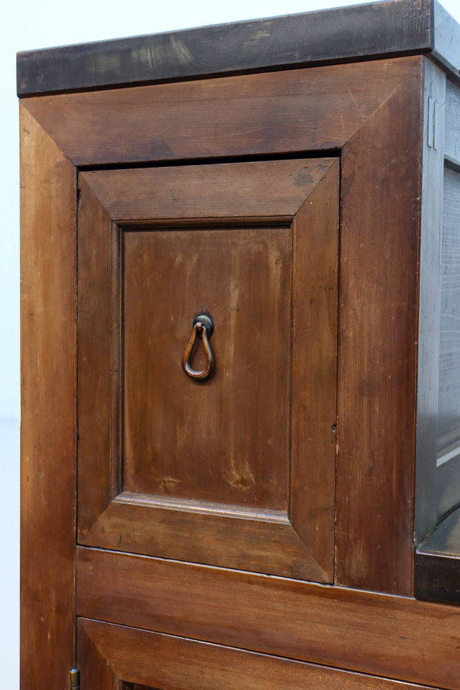 優美なけやき杢目に漆の艶やかな光沢が貫録を漂わす美濃階段箪笥　BB3337