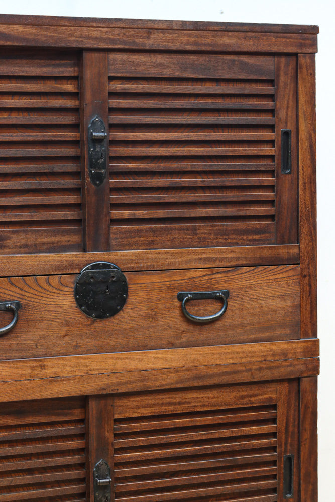 Merchant Chest BB3338