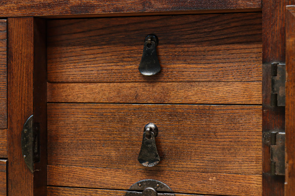 Merchant Chest BB3338