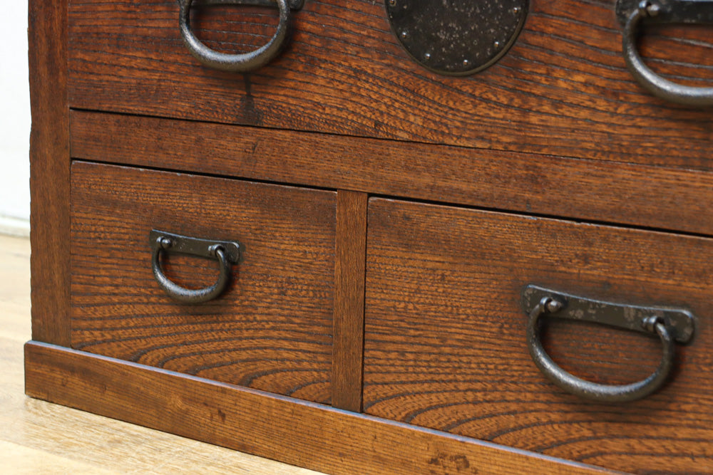 Merchant Chest BB3338