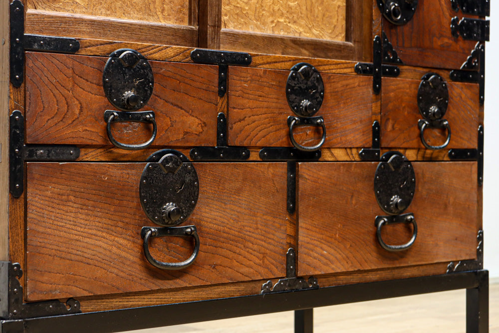 Merchant Chest BB3350