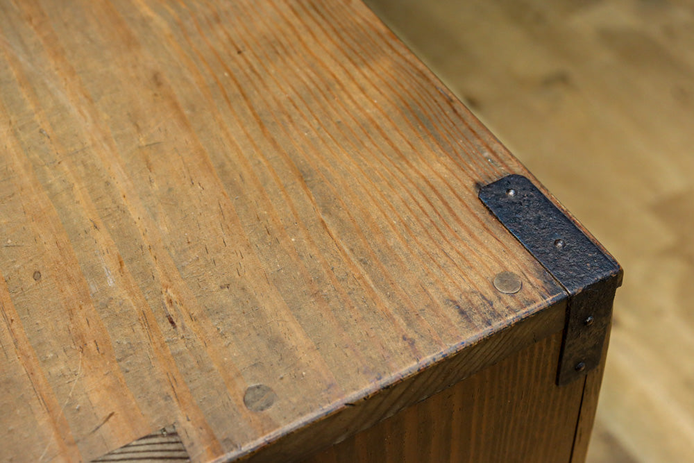 Merchant Chest BB3350