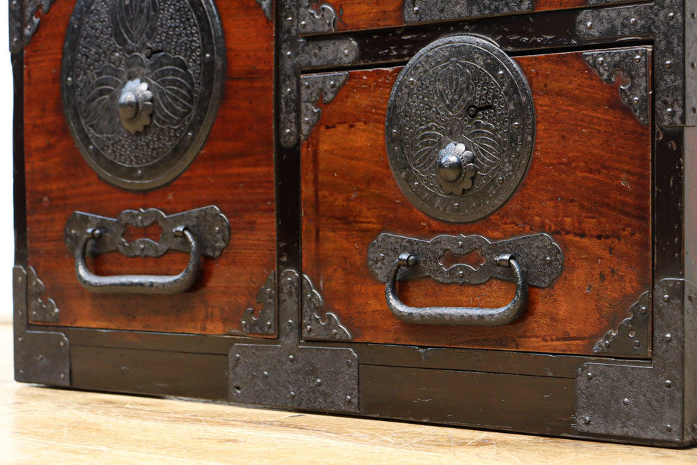 Clothing Chest BB3355