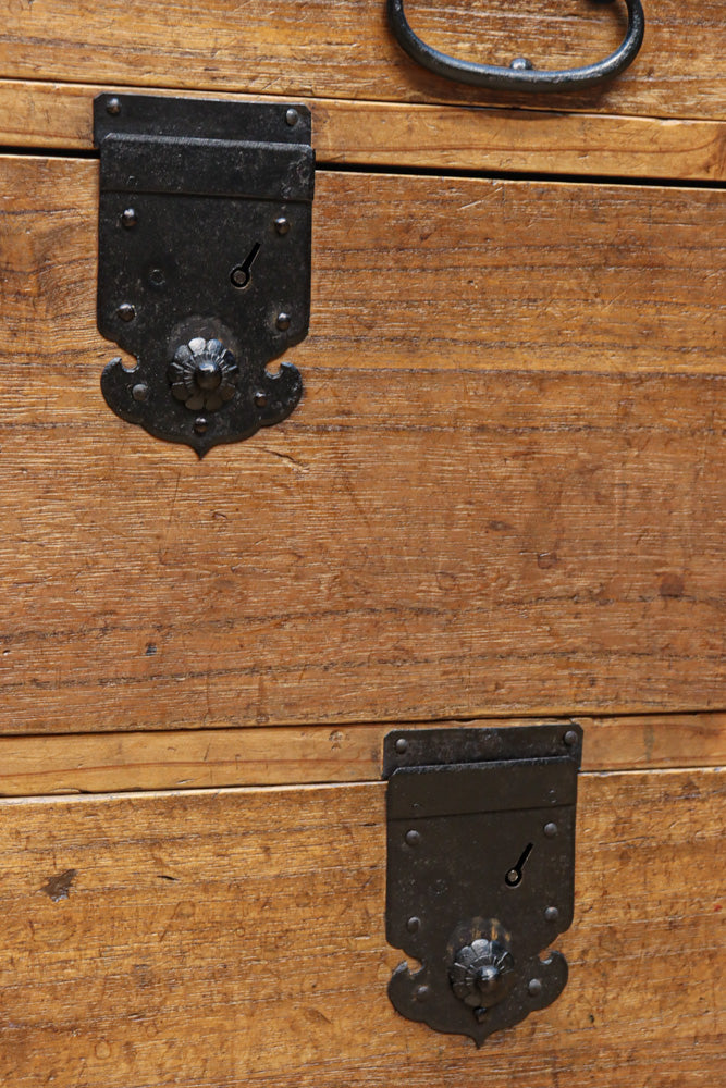 Clothing Chest BB3361