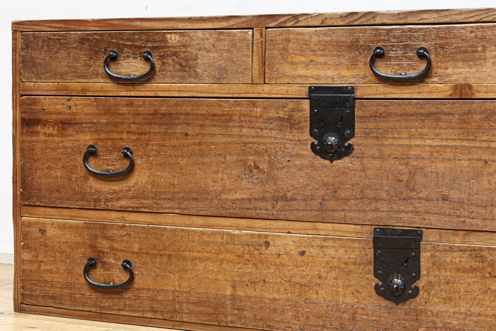 Clothing Chest BB3361