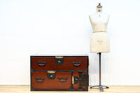 縁起良い装飾金具で雅な面持ちある二本松衣裳箪笥　BB3368