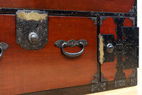 縁起良い装飾金具で雅な面持ちある二本松衣裳箪笥　BB3368