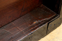 縁起良い装飾金具で雅な面持ちある二本松衣裳箪笥　BB3368