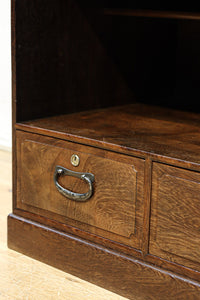 繊細な杢目が浮かびレトロ感溢れる小型茶箪笥　BB3370