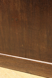 繊細な杢目が浮かびレトロ感溢れる小型茶箪笥　BB3370