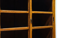 シンプル装飾でレトロな雰囲気あるガラスケース(脚付き)　BB3372