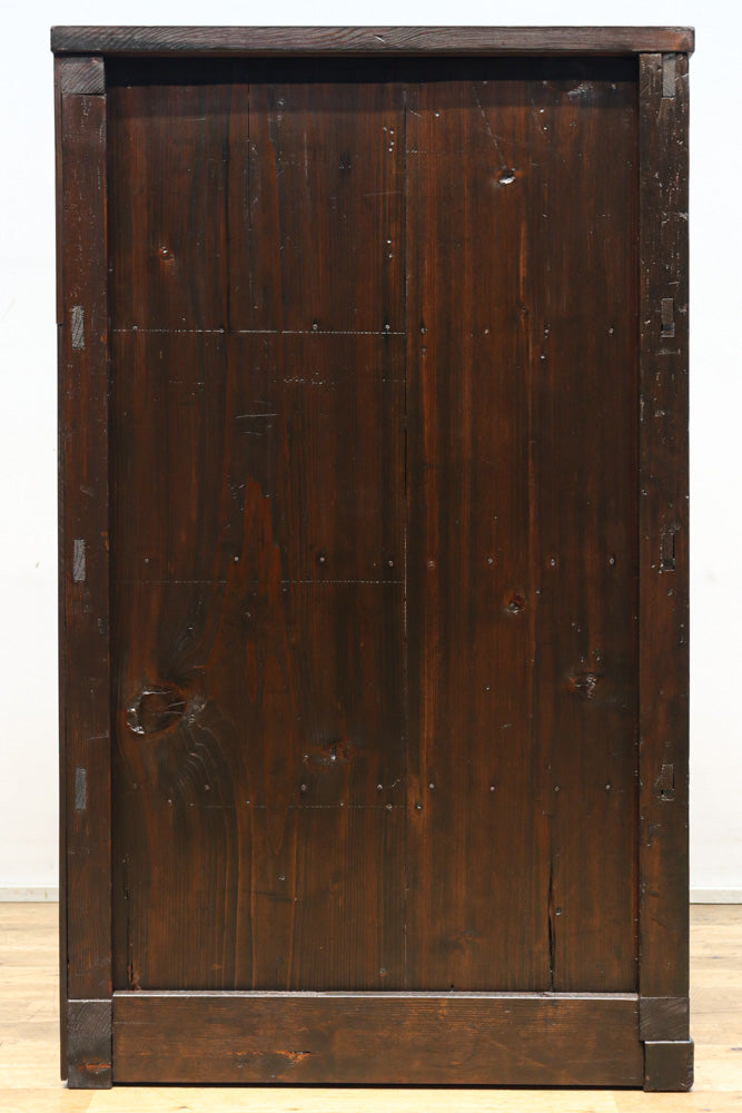 小型サイズ!! 歳月を重ねた時代の風格漂う階段箪笥　BB3380