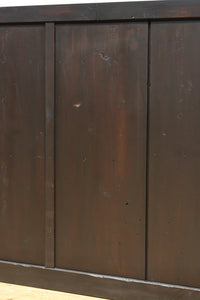 珍品!! 赤みを帯びた艶やかな色彩と丸金具が趣きを深める収納箪笥　BB3381