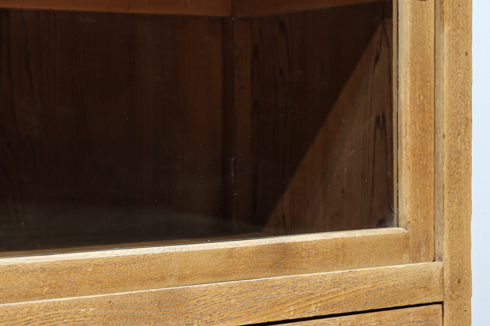 温もり溢れる木地色のオークレトロガラスケース　BB3383