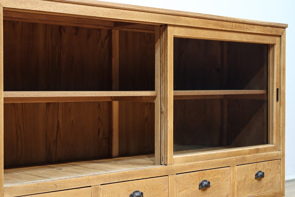 温もり溢れる木地色のオークレトロガラスケース　BB3383