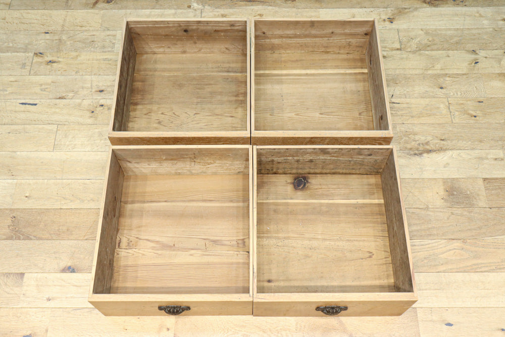 温もり溢れる木地色のオークレトロガラスケース　BB3383