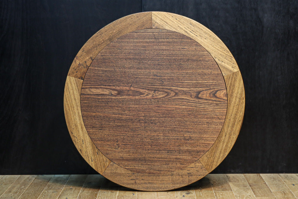 Round table BB3384