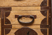 扇面装飾金具が縁起良い枕箪笥　BB3388