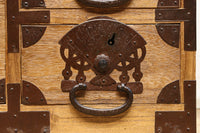 扇面装飾金具が縁起良い枕箪笥　BB3388