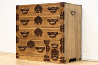 扇面装飾金具が縁起良い枕箪笥　BB3388