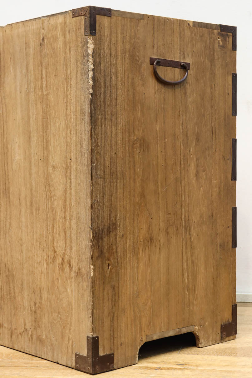 扇面装飾金具が縁起良い枕箪笥　BB3388