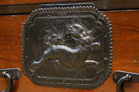 唐獅子の装飾金具が圧巻の華やかで凛々しい仙台箪笥　BB3391