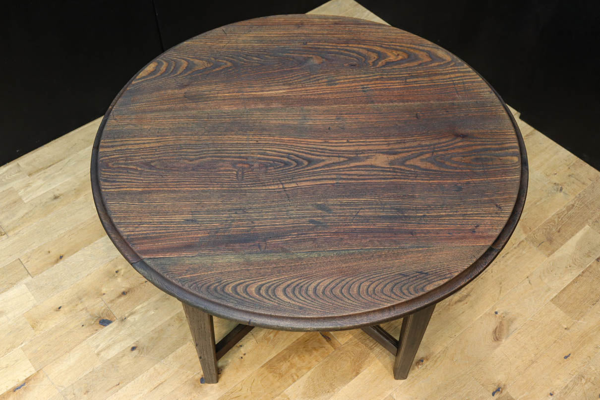 上質なオークの杢目の落ち着いた面持ちあるコーヒーテーブル　BB3393