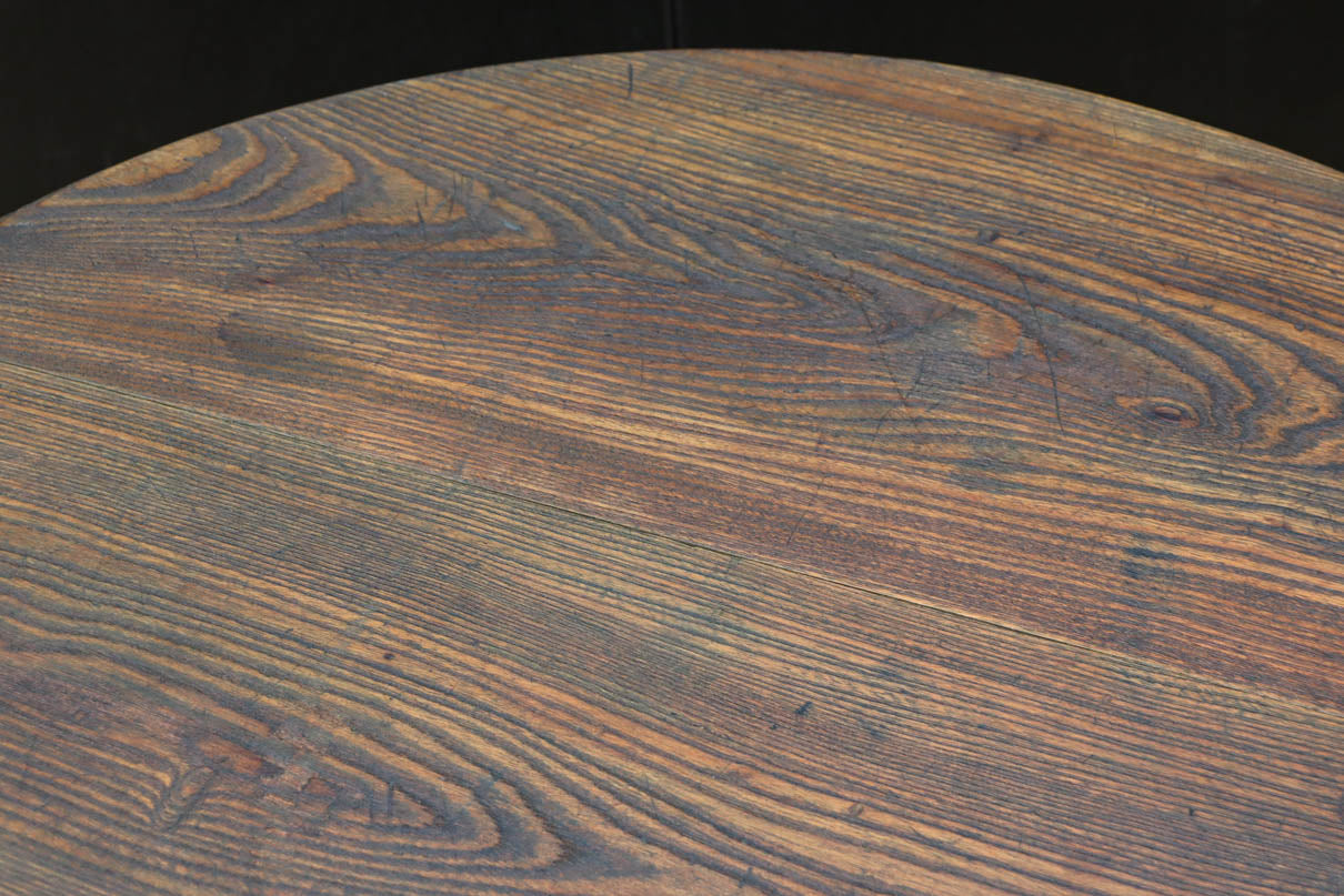 上質なオークの杢目の落ち着いた面持ちあるコーヒーテーブル　BB3393