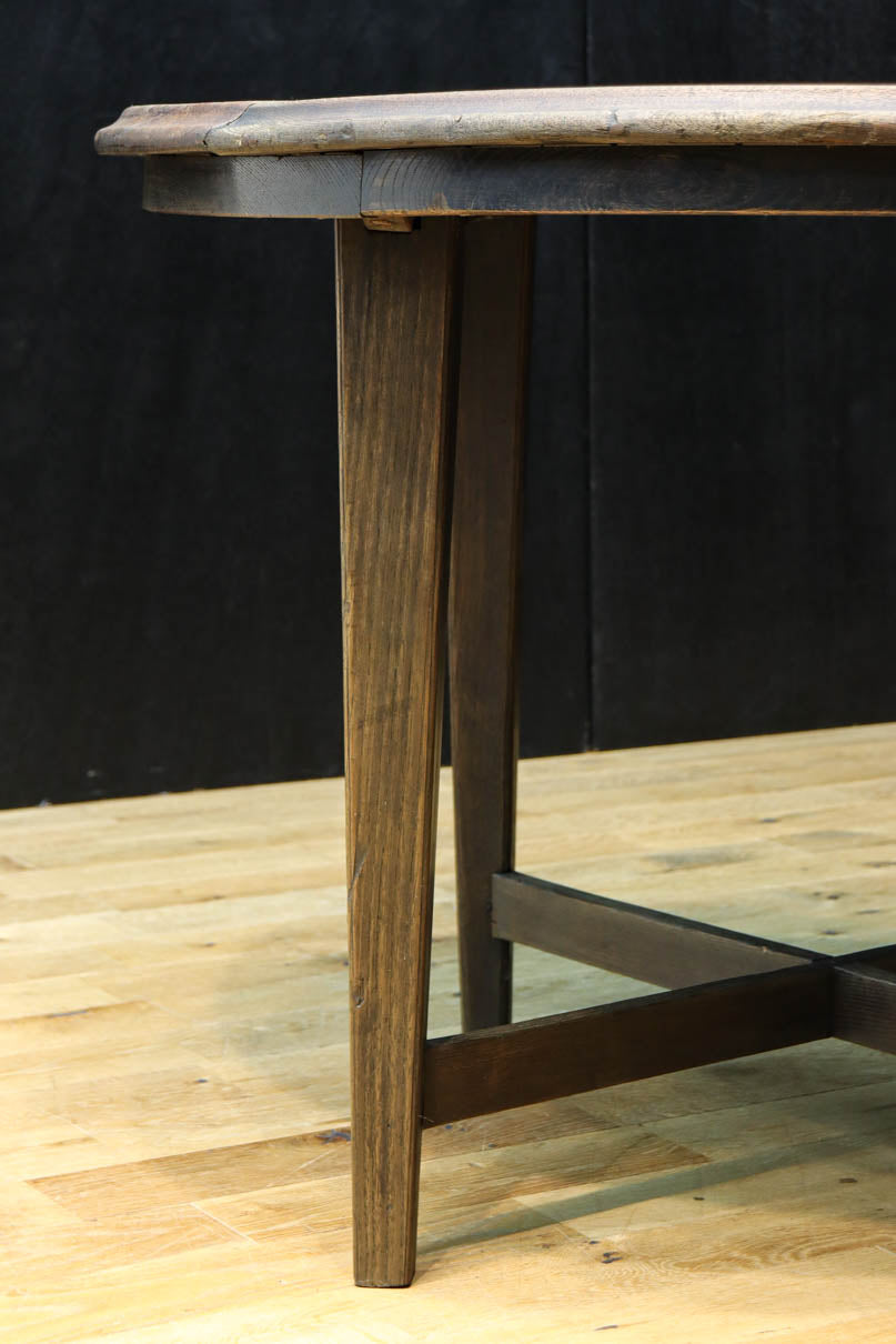 上質なオークの杢目の落ち着いた面持ちあるコーヒーテーブル　BB3393