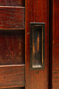 横桟造りの引き戸が印象深い庄内帳場箪笥　BB3398