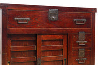 横桟造りの引き戸が印象深い庄内帳場箪笥　BB3398