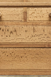 昭和レトロ!! フローラガラスが目を惹く、小振りで可愛らしいキャビネット　BB3399