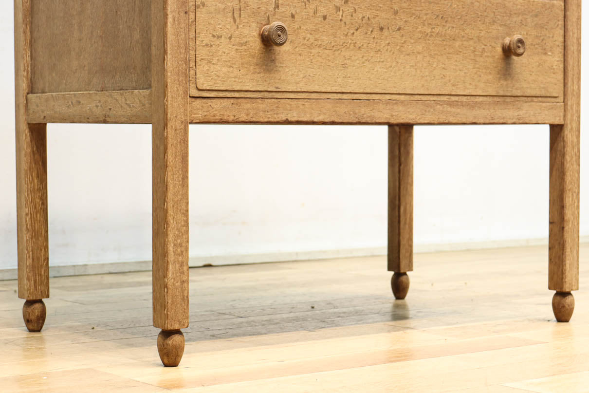 昭和レトロ!! フローラガラスが目を惹く、小振りで可愛らしいキャビネット　BB3399