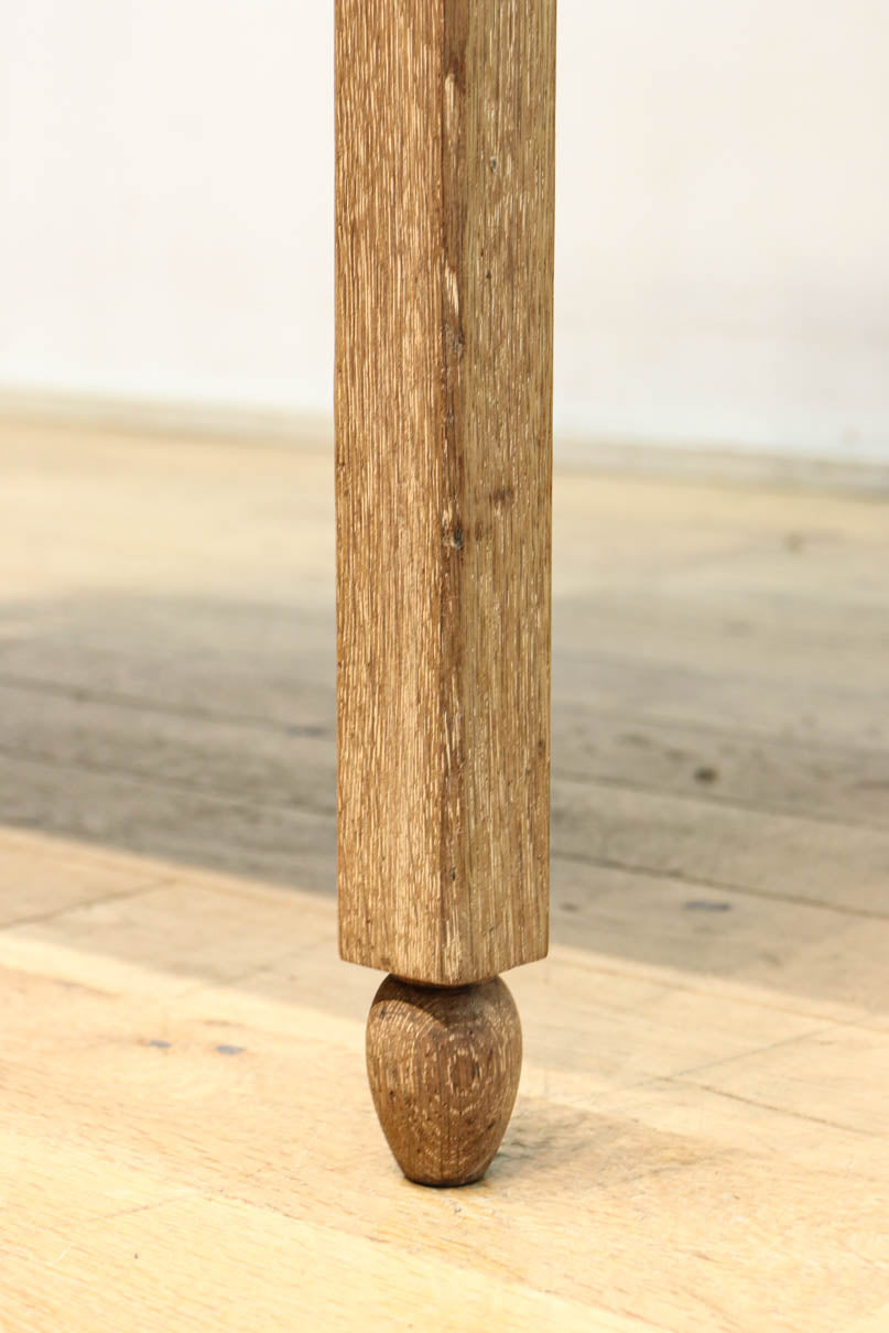 昭和レトロ!! フローラガラスが目を惹く、小振りで可愛らしいキャビネット　BB3399