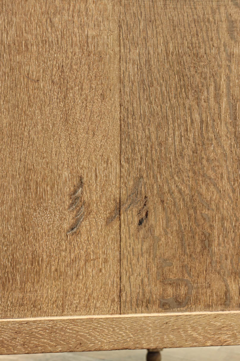 昭和レトロ!! フローラガラスが目を惹く、小振りで可愛らしいキャビネット　BB3399