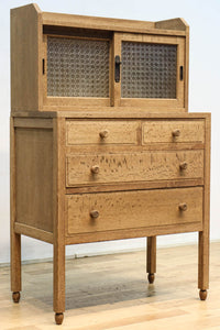 昭和レトロ!! フローラガラスが目を惹く、小振りで可愛らしいキャビネット　BB3399