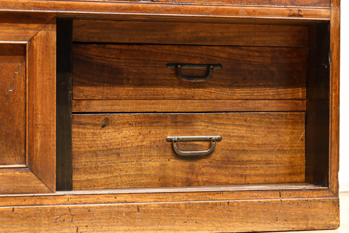 Merchant Chest BB3400