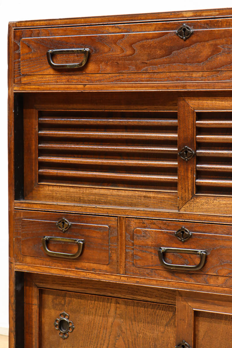 Merchant Chest BB3400