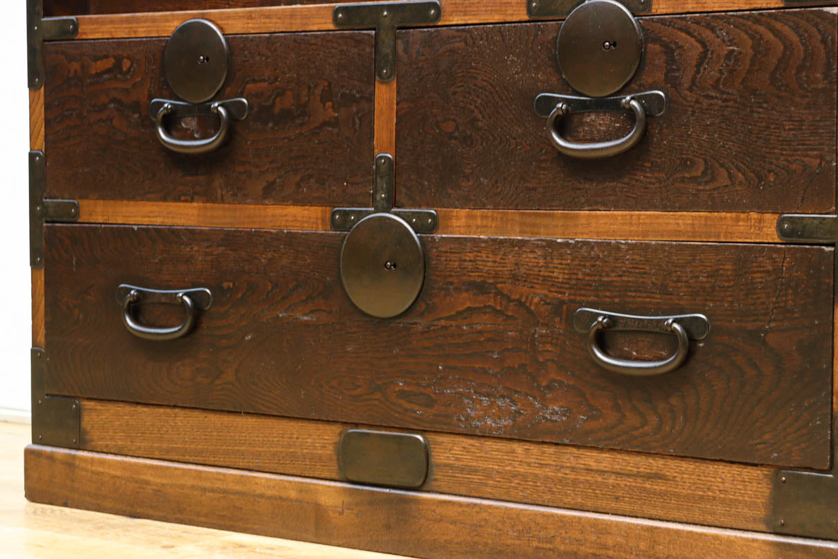 Merchant Chest BB3407