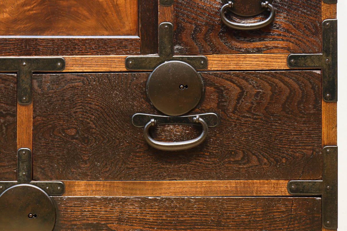 Merchant Chest BB3407
