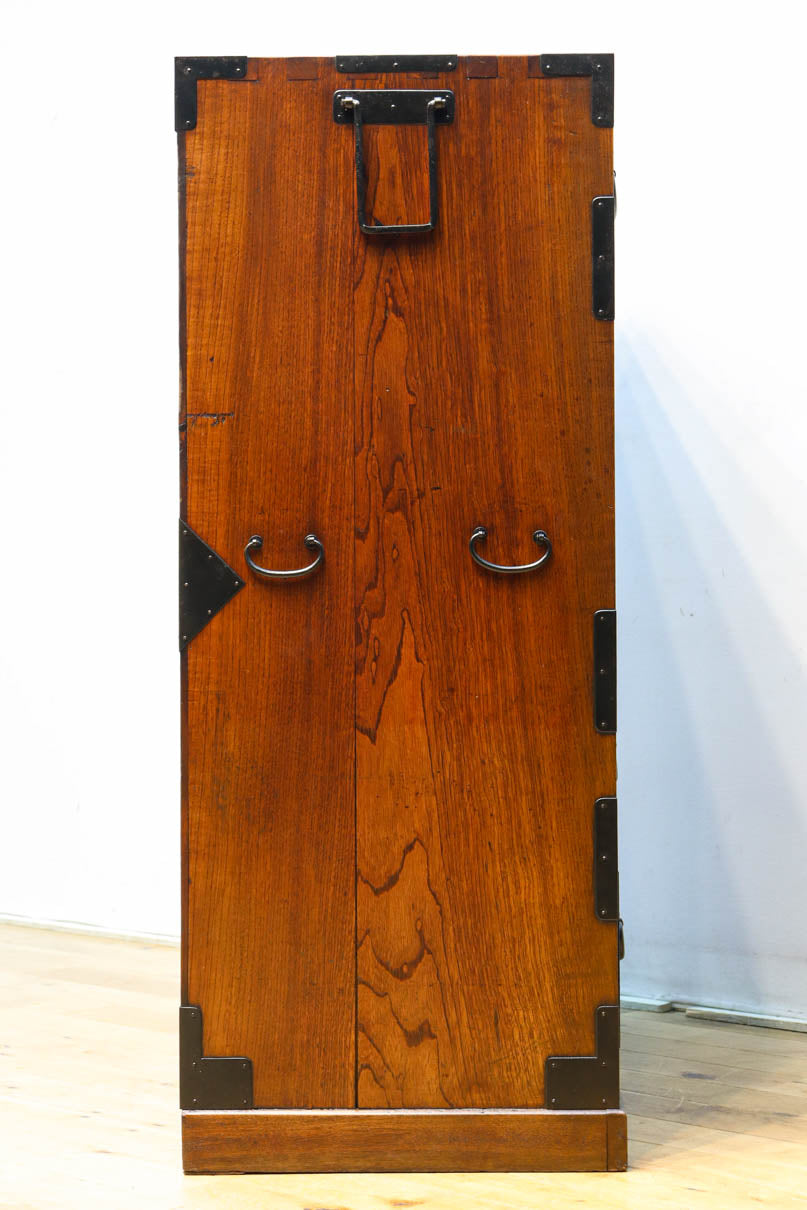 Merchant Chest BB3407