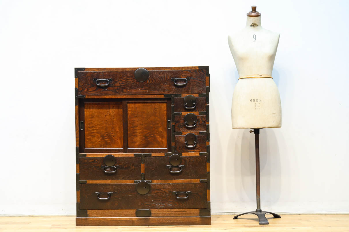 Merchant Chest BB3407