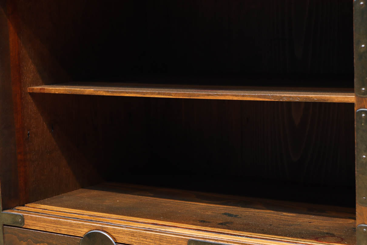 Merchant Chest BB3407