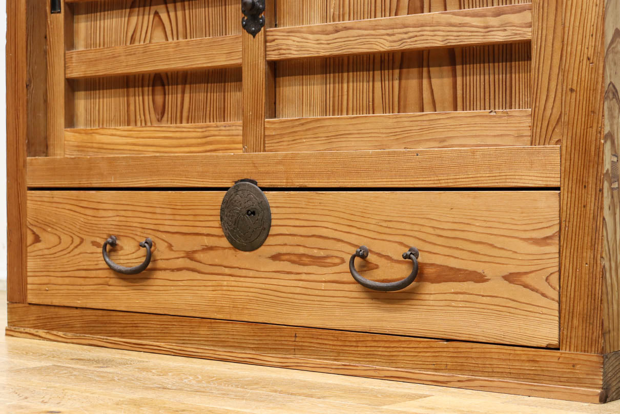 Merchant Chest BB3408