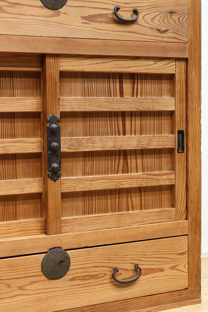 Merchant Chest BB3408