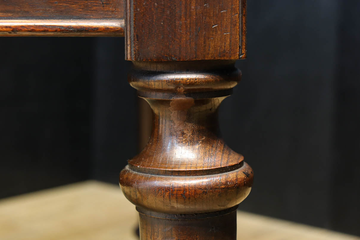 Desk BB3417