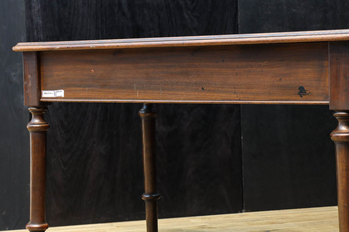 Desk BB3417