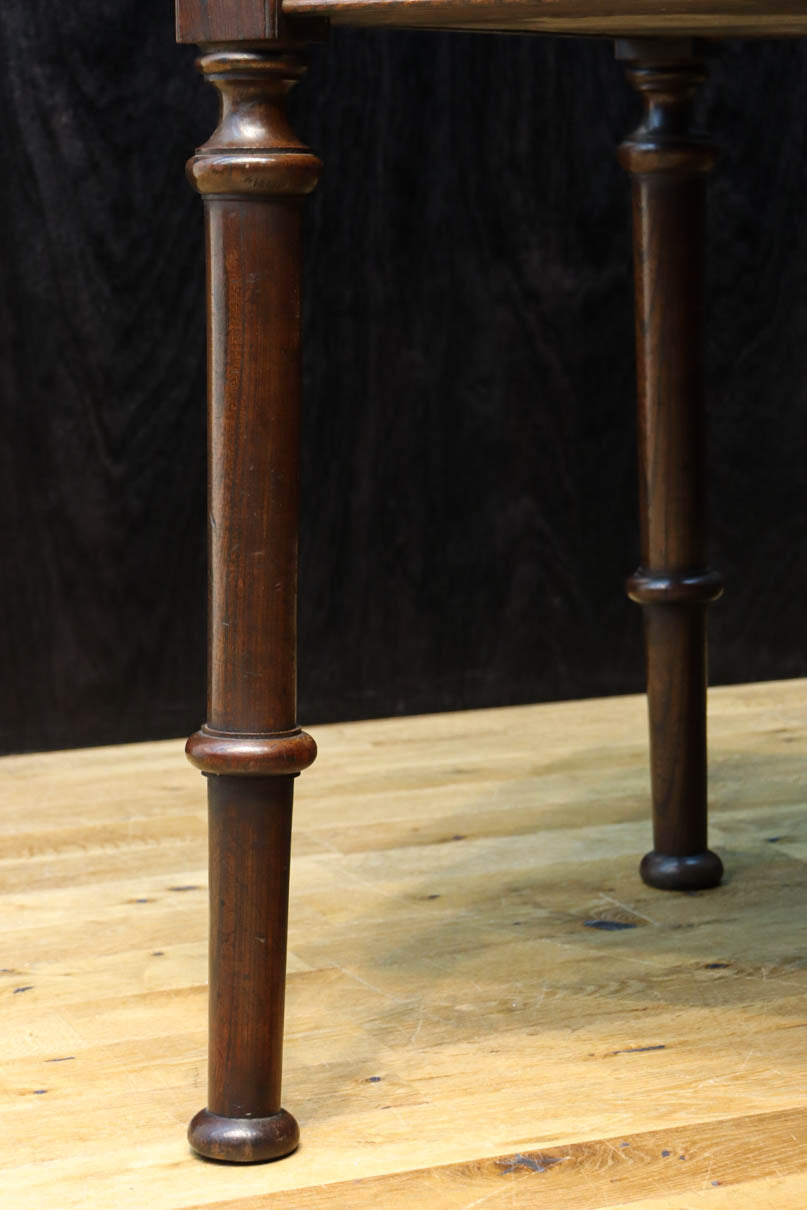 Desk BB3417