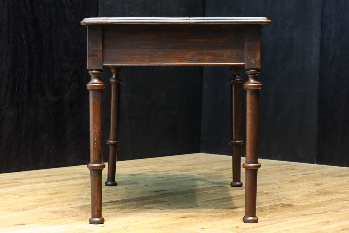 Desk BB3417