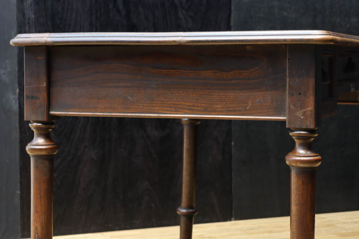 Desk BB3417